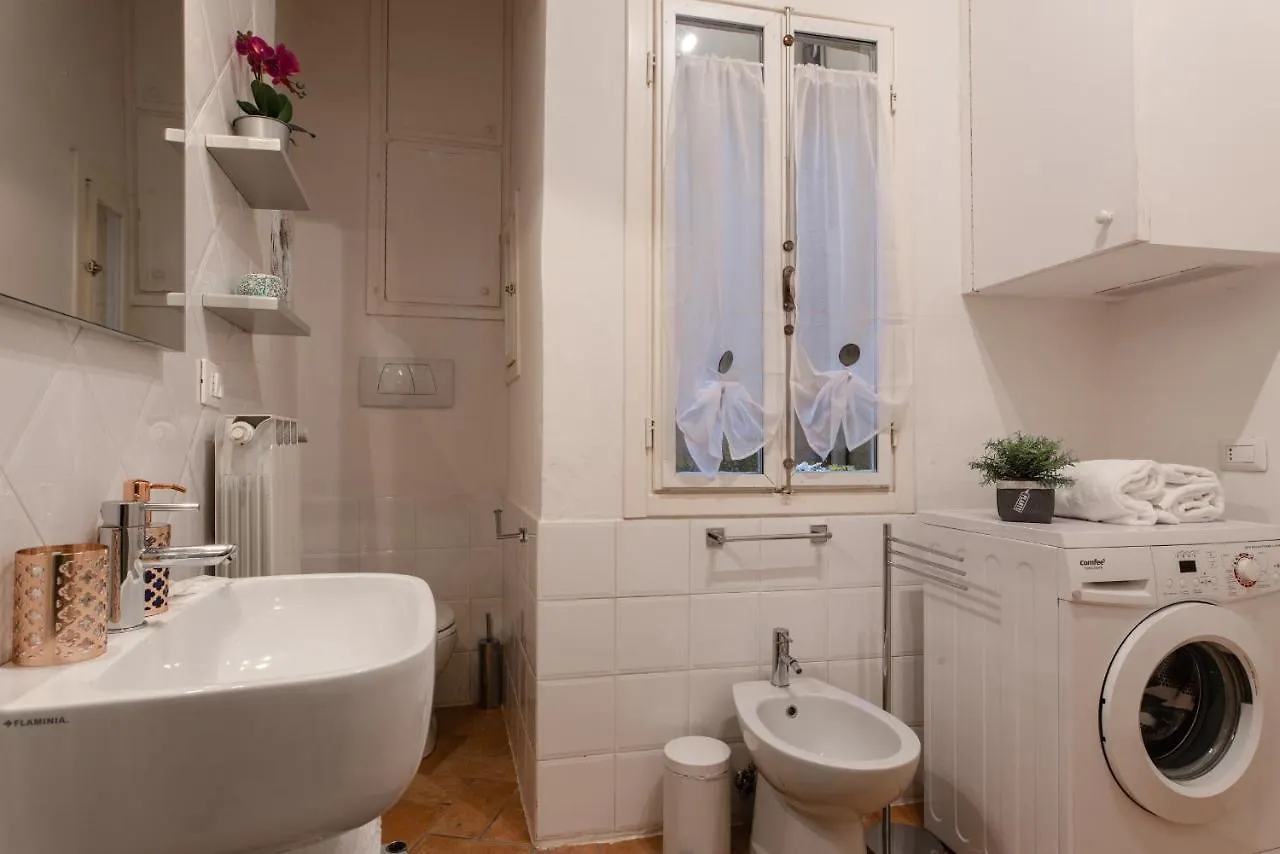 Toscanella - Flo Apartments Florence Italy